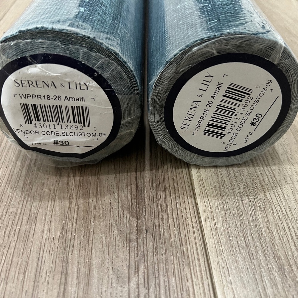 Serena & Lily | Two rolls of Grasscloth Wallpaper - Amalfi Blue color - Picture 6 of 7